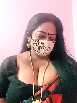 Snapshot of maniisha chatting on February 21, 6:04 pm maniisha online show from February 21, 6:04 pm