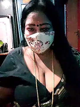 Snapshot of maniisha chatting on February 5, 6:48 pm maniisha online show from February 5, 6:48 pm