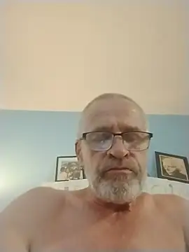 Snapshot of geilerschwanz64 chatting on July 18, 7:17 am geilerschwanz64 online show from July 18, 7:17 am