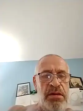 geilerschwanz64 online show from October 2, 10:40 am