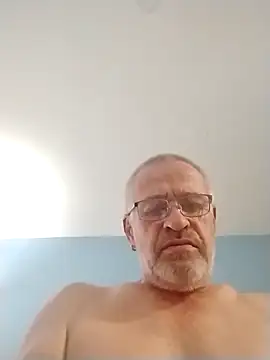 geilerschwanz64 online show from October 24, 7:13 pm