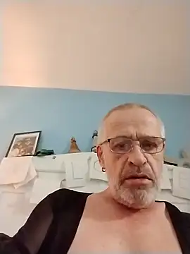 geilerschwanz64 online show from December 5, 5:11 pm