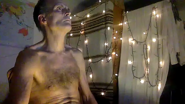 TowaFreespirit online show from December 5, 10:39 pm