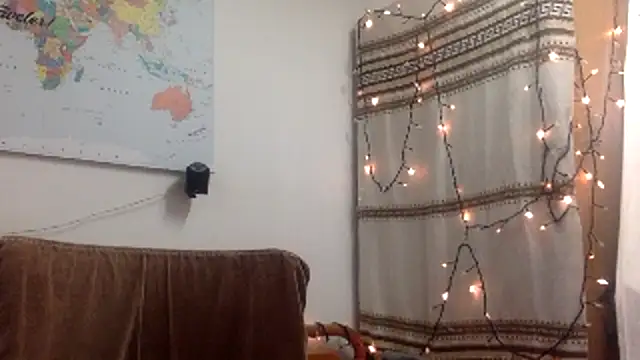 TowaFreespirit online show from December 6, 11:16 am