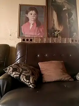 Snapshot of Sweet___Dick chatting on December 18, 3:33 pm Sweet Dick online show from December 18, 3:33 pm