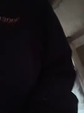 Snapshot of Sweet___Dick chatting on July 28, 3:32 pm Sweet Dick online show from July 28, 3:32 pm