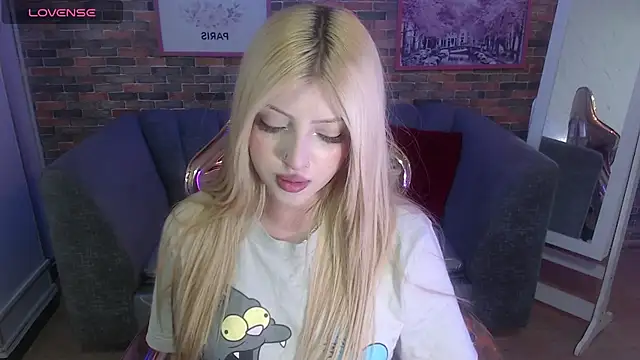 Snapshot of Kitty_fox_b chatting on February 24, 7:52 pm Kitty fox b online show from February 24, 7:52 pm