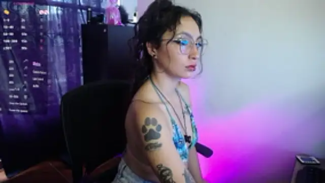 katianzayn online show from November 12, 3:16 pm