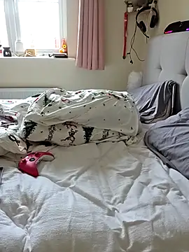 Tallulah-mae-xoxox online show from November 22, 11:20 am