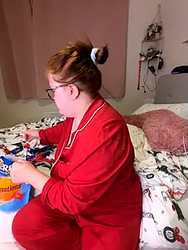 Tallulah-mae-xoxox online show from November 21, 11:15 pm