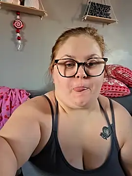 Tallulah-mae-xoxox online show from December 3, 1:21 pm