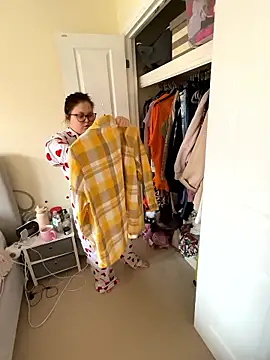 Tallulah-mae-xoxox online show from January 9, 12:23 pm