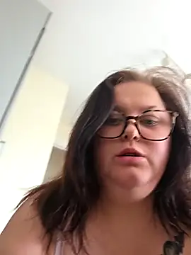 Snapshot of Tallulah-mae-xoxox chatting on March 25, 10:58 am Tallulah-mae-xoxox online show from March 25, 10:58 am