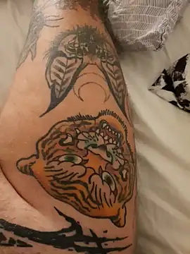 tattooedtwc online show from March 14, 10:38 pm