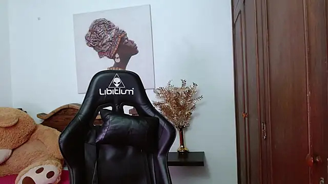 allysonn fox online show from February 19, 7:16 pm