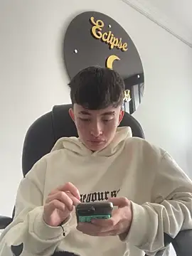 Snapshot of nico_18x chatting on December 2, 5:03 pm nico 18x online show from December 2, 5:03 pm