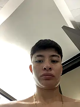 Snapshot of nico_18x chatting on November 17, 5:28 pm nico 18x online show from November 17, 5:28 pm