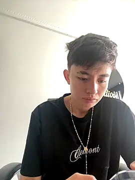 Snapshot of nico_18x chatting on November 18, 2:20 pm nico 18x online show from November 18, 2:20 pm