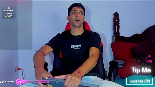 Snapshot of mike_shelby21 chatting on November 4, 2:48 am mike shelby21 online show from November 4, 2:48 am