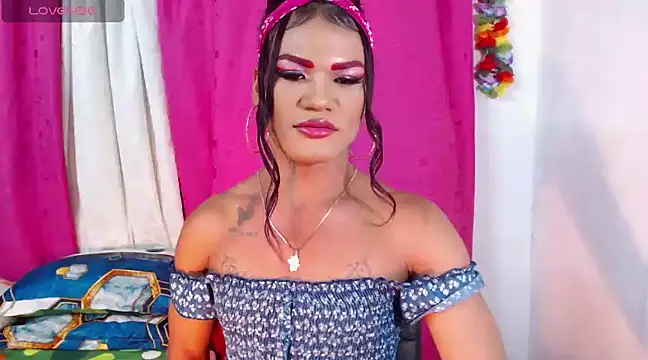 Snapshot of princes_bigcock_1 chatting on December 16, 4:55 am princes bigcock 1 online show from December 16, 4:55 am