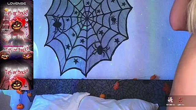 Snapshot of Erotic_Ann chatting on October 17, 2:26 am Erotic Ann online show from October 17, 2:26 am