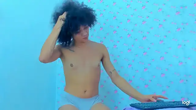 StassieBell online show from November 20, 5:19 am