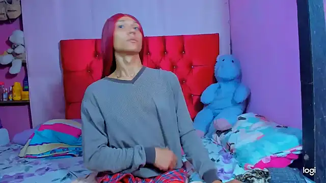 StassieBell online show from February 24, 9:43 am