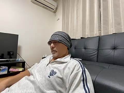 Grandpa29hijii online show from November 9, 12:42 pm