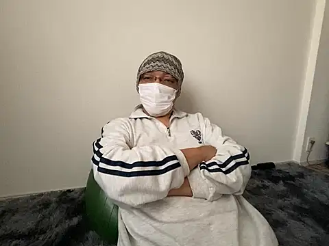 Snapshot of Grandpa29hijii chatting on March 1, 8:02 am Grandpa29hijii online show from March 1, 8:02 am