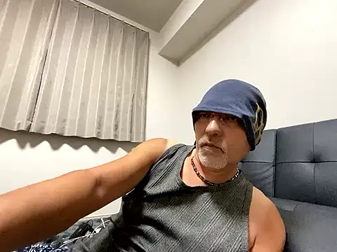 Snapshot of Grandpa29hijii chatting on September 9, 12:58 pm Grandpa29hijii online show from September 9, 12:58 pm