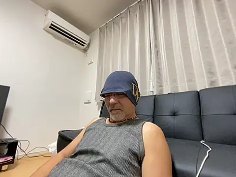 Snapshot of Grandpa29hijii chatting on October 12, 1:56 pm Grandpa29hijii online show from October 12, 1:56 pm