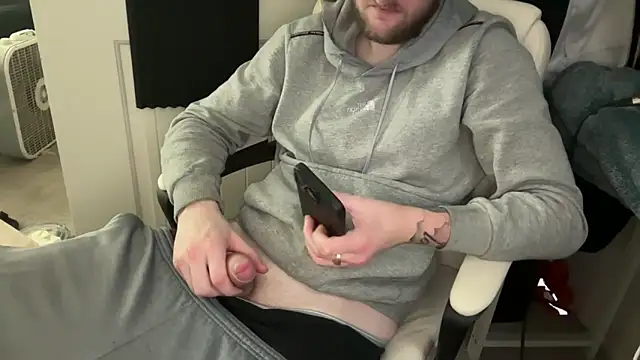 LoveItAllxHnH online show from February 7, 7:00 pm