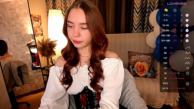 Snapshot of MilliBrown_ chatting on September 24, 5:14 am MilliBrown online show from September 24, 5:14 am