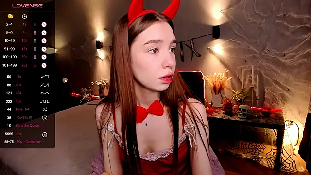 MilliBrown  online show from October 24, 8:24 am