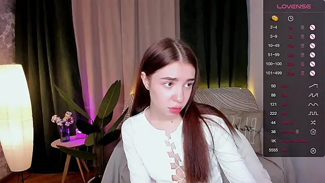 Snapshot of MilliBrown_ chatting on March 8, 11:37 am MilliBrown online show from March 8, 11:37 am