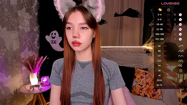 MilliBrown  online show from October 25, 6:45 am