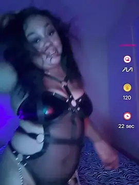 camiliaskye online show from June 20, 3:44 am