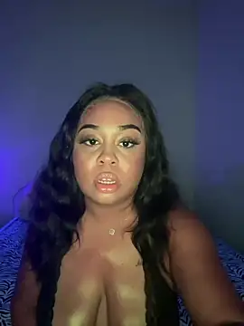 camiliaskye online show from June 19, 4:18 am