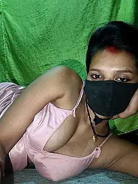 Hoty girl 143 online show from April 11, 1:02 am