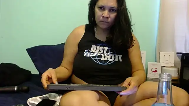 ALLISONSBDSM online show from January 1, 6:06 pm