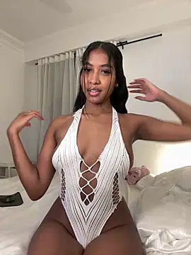 IamCrystal2 online show from March 30, 11:17 pm