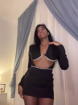 Snapshot of IamCrystal2 chatting on February 17, 3:15 am IamCrystal2 online show from February 17, 3:15 am