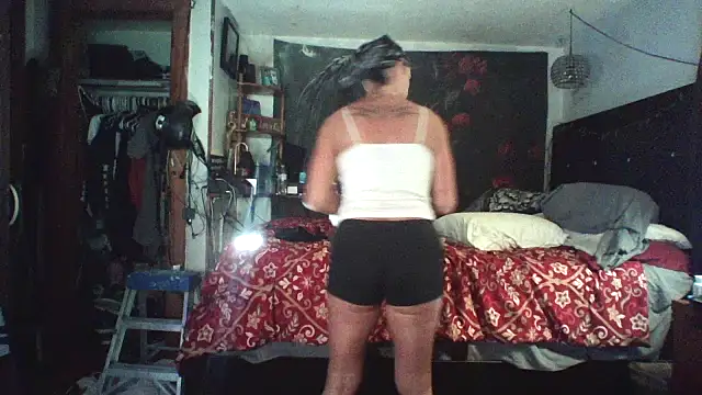 Snapshot of jadegilf1 chatting on April 22, 8:15 pm jadegilf1 online show from April 22, 8:15 pm