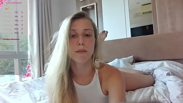 ArianaMur online show from March 25, 8:35 am