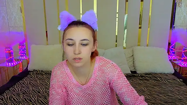 Roxy Rayy online show from September 22, 7:47 am