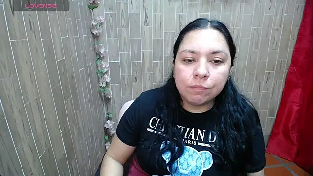 solyeria online show from February 1, 7:17 am