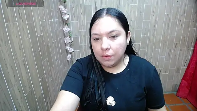 solyeria online show from March 8, 1:33 am