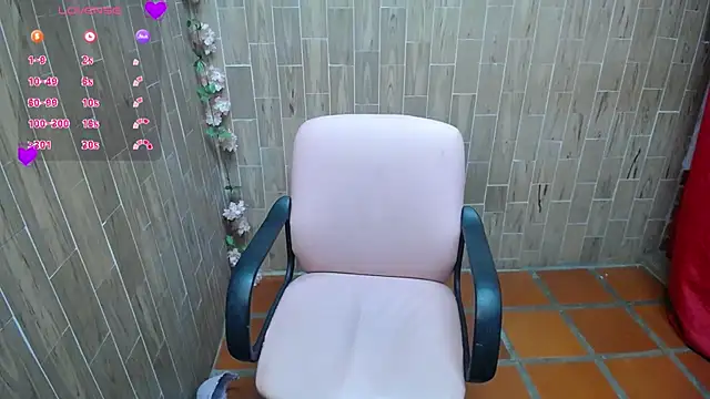 Snapshot of solyeria chatting on November 10, 3:00 am solyeria online show from November 10, 3:00 am