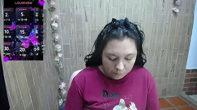 solyeria online show from February 19, 3:06 am