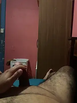 Snapshot of Lui19892 chatting on October 30, 10:06 pm Lui19892 online show from October 30, 10:06 pm